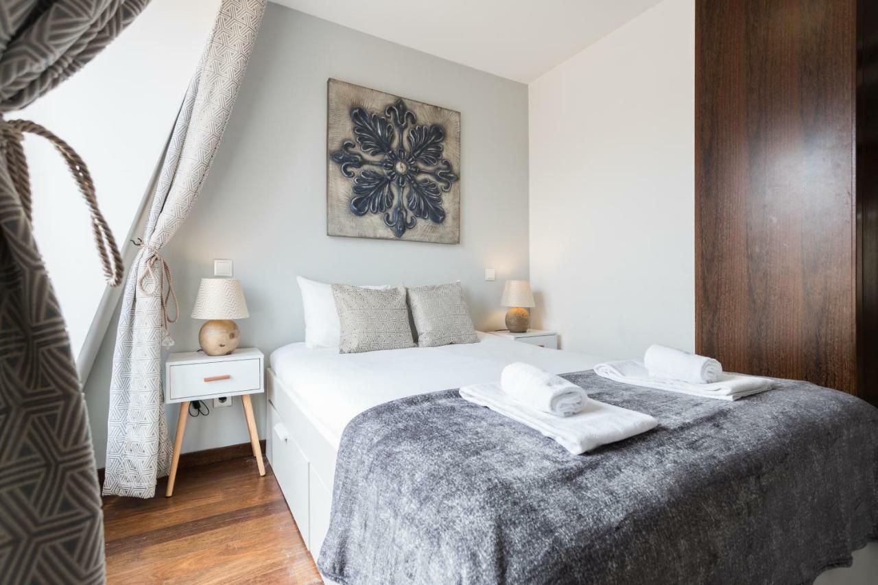 Rossio Penthouse Three-Bedroom Apartment W/ River View And Parking - By Lu Holidays Lisbona Esterno foto