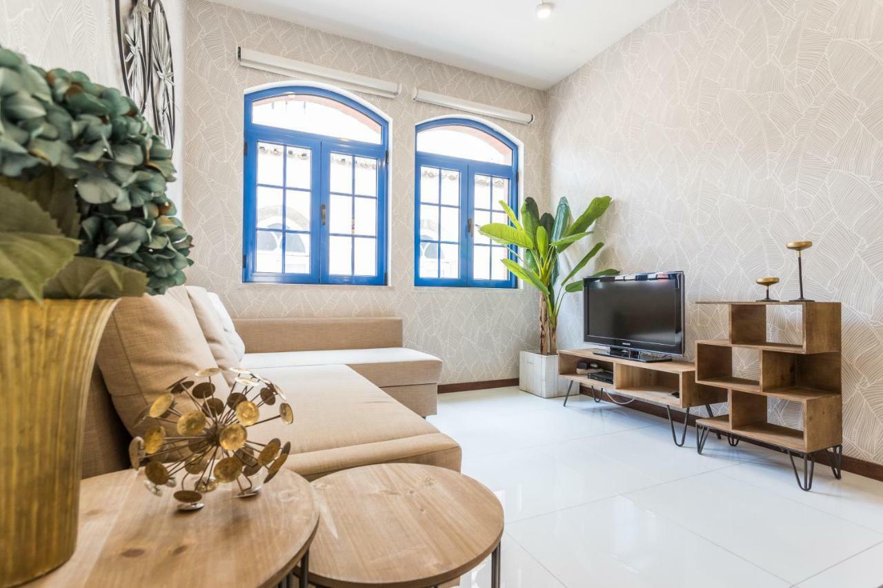 Rossio Penthouse Three-Bedroom Apartment W/ River View And Parking - By Lu Holidays Lisbona Esterno foto