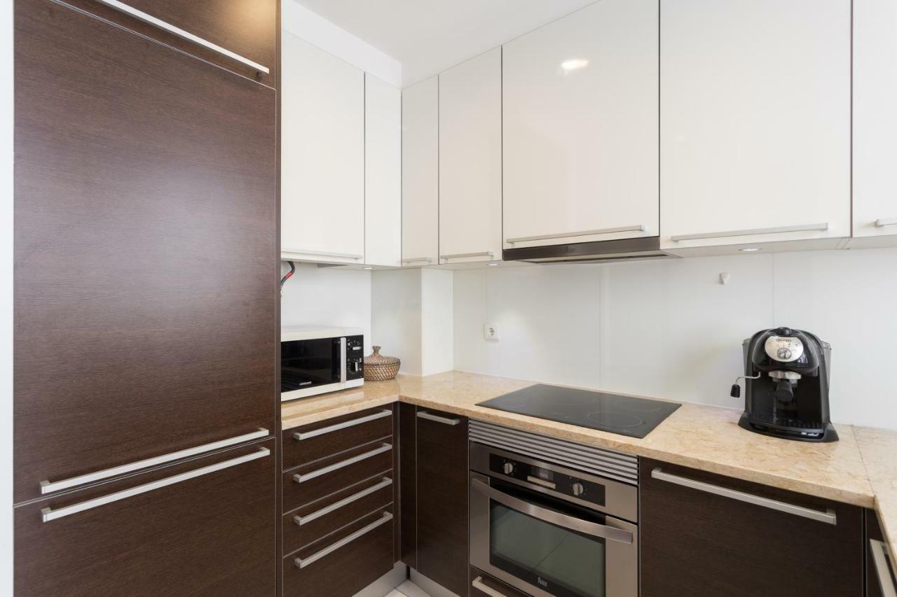 Rossio Penthouse Three-Bedroom Apartment W/ River View And Parking - By Lu Holidays Lisbona Esterno foto